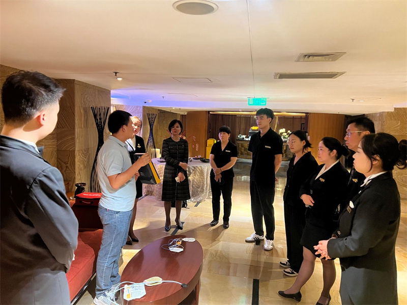 人民大廈索菲特酒店：提升AED急救技能，開啟全方位守護之旅
